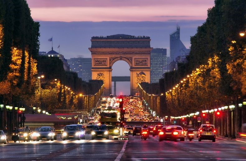 Conduire à Paris