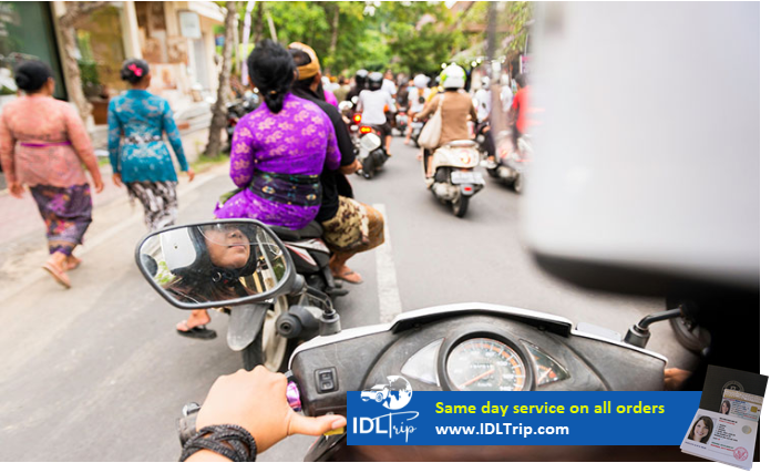 Ride motorbikes in Southeast Asia 